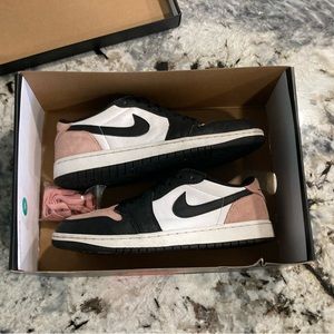 Jordan 1 low Bleached coral😁